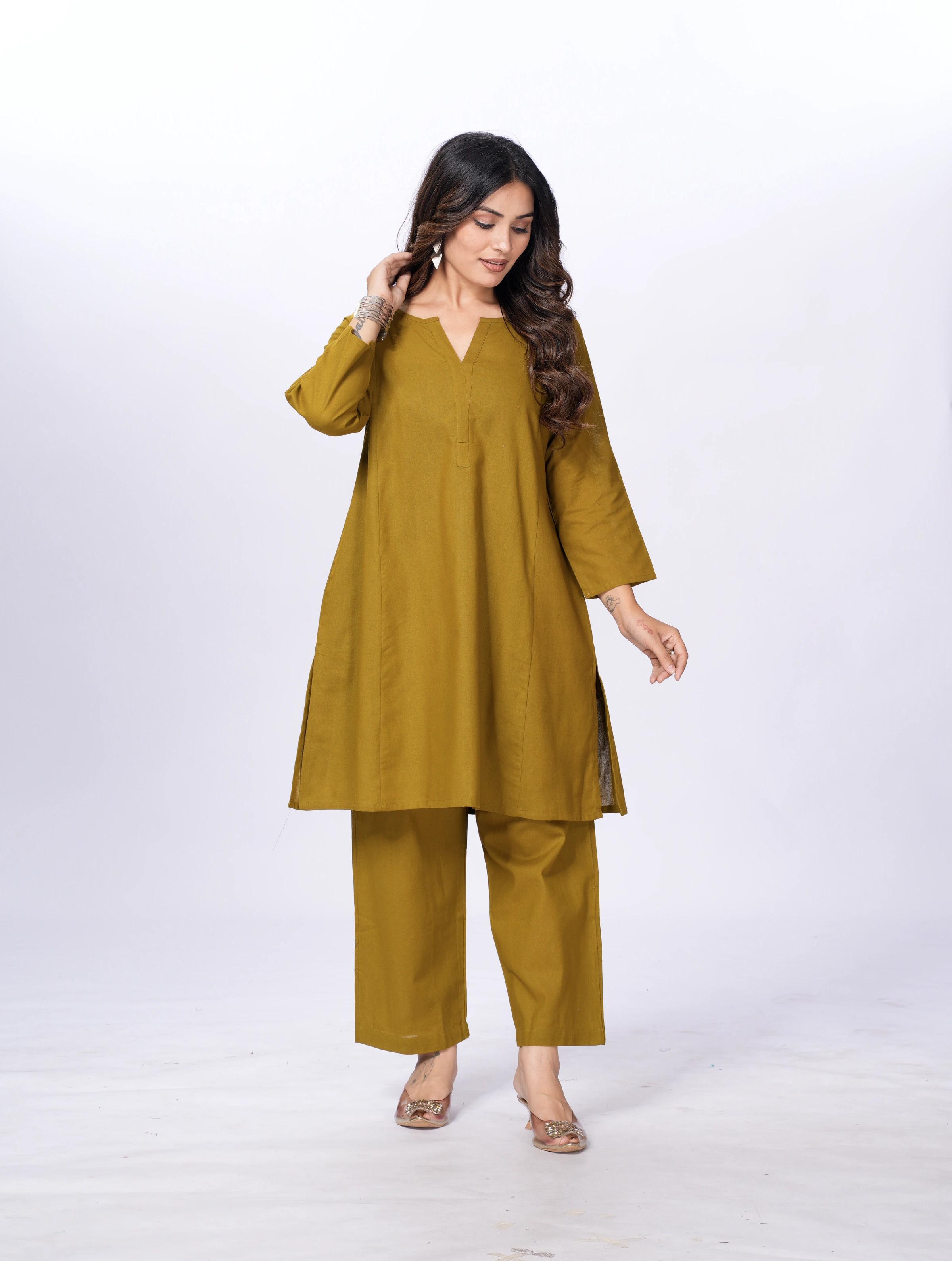 Roshni - Kurta &amp; Pants